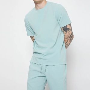 Men Solid tee & Tie waist short sets